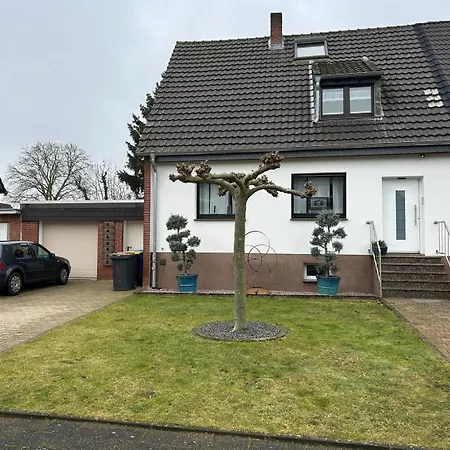Apartment Haus 23 *