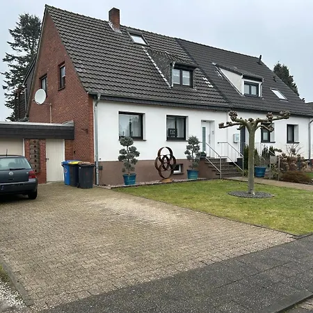 Apartment Haus 23 *